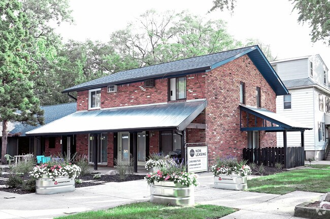 Primary Photo - Sixth Street Lofts