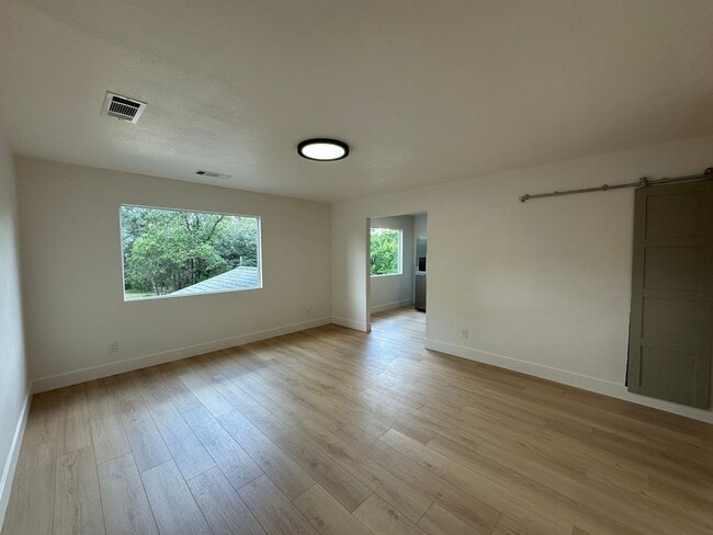 Photo - 1707 Grand Coulee Blvd Unit B