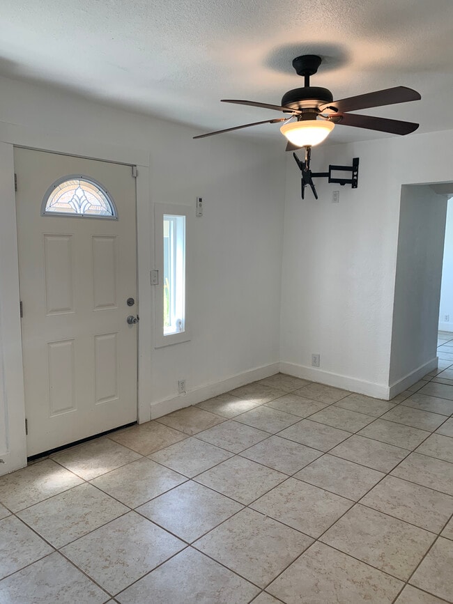 Photo - 3116 40th St