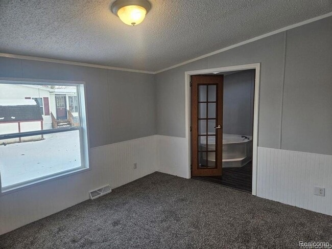 Photo - 6274 Cree Ct