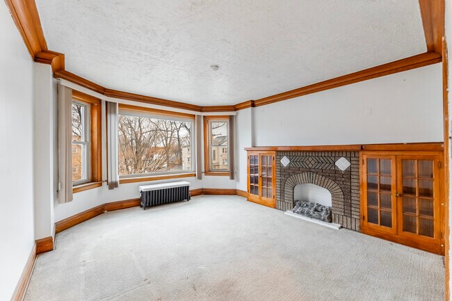6758 S Campbell Ave Unit 2