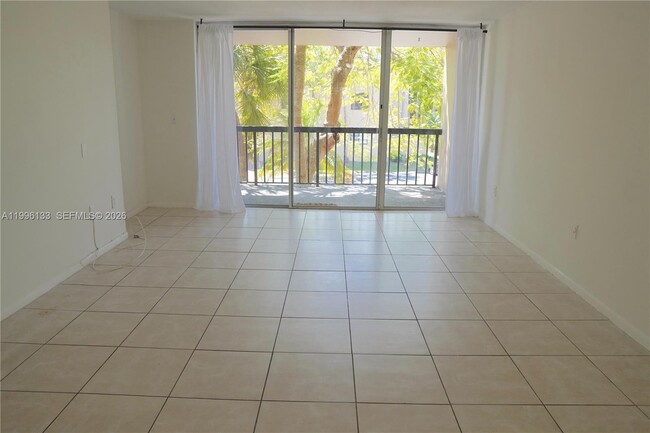 Photo - 10865 SW 112th Ave Unit 203