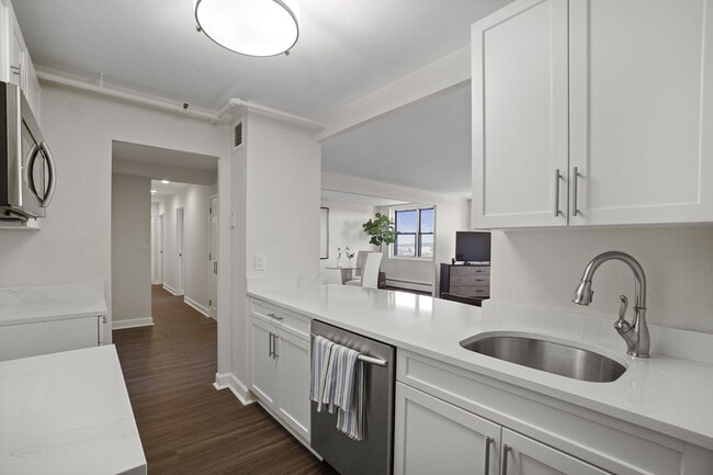 Kitchen Ultra Layout - Parkside Place