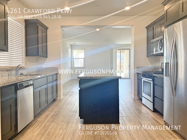 Photo - 4261 Crawford Pkwy