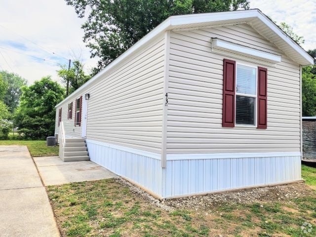 Building Photo - 230 Whittlesey Ave Rental