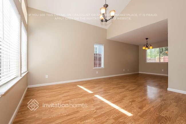 8448 Bramble Bush Cir