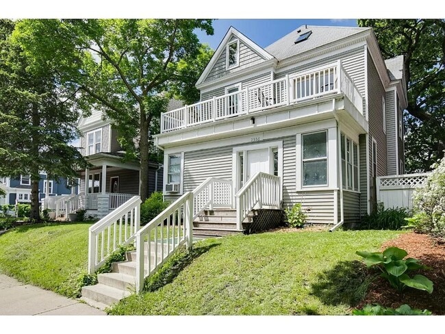 Spacious 5 Bed | 2 Bath Home in the Heart ... - Spacious 5 Bed | 2 Bath Home in the Heart ...