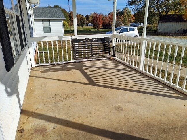 Photo - 1059 Hugo Dr