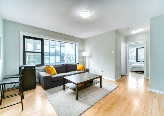 Photo - 1585-1585 Oxford St Unité 204