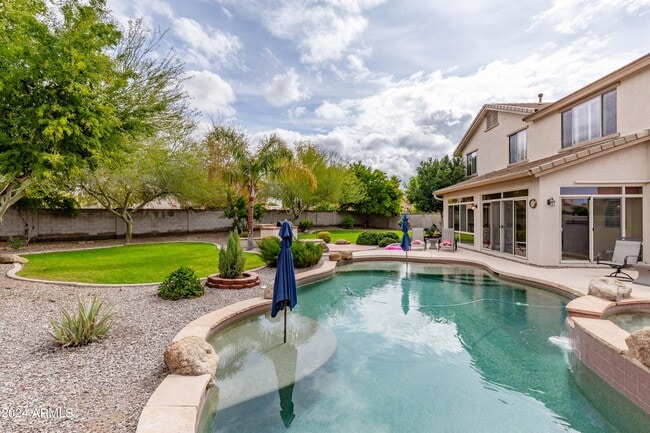 Photo - 8408 W Midway Ave