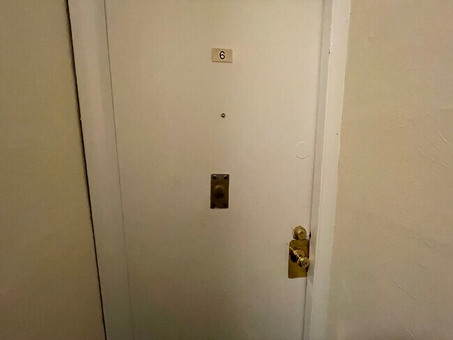 Photo - 884 Huntington Ave