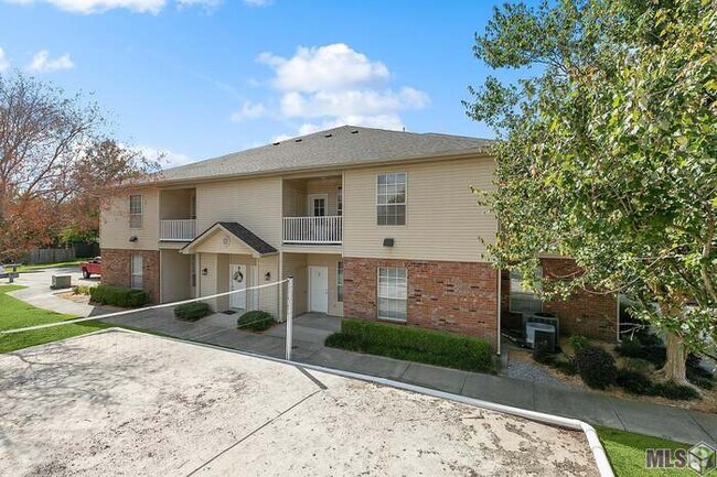 Building Photo - 900 Dean Lee Dr Rental