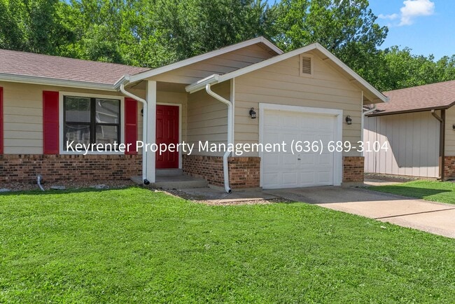 Photo - Spacious 2-Bedroom Duplex with Finished Walkout Lower Level