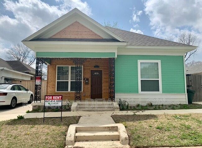 Building Photo - 1512 W Twelfth St