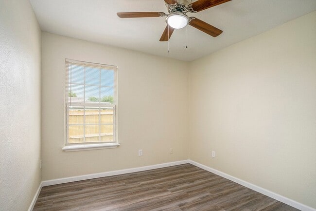2200 Brookes St Unidad B