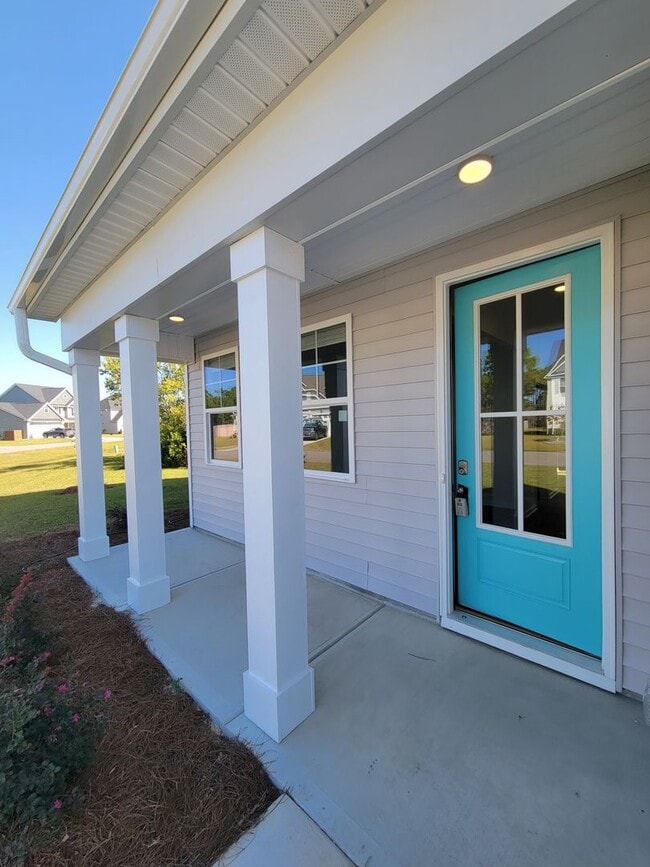 Photo - Fenced In, 4Bedroom In Sneads Ferry!