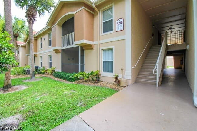Building Photo - 8215 Ibis Club Dr Unit 102