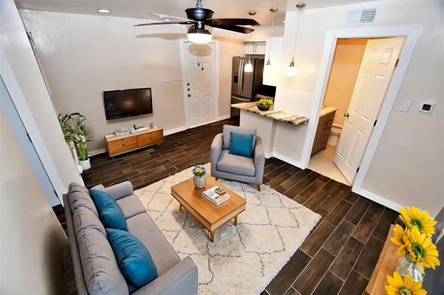 Photo - 9821 Walnut St Unit 303