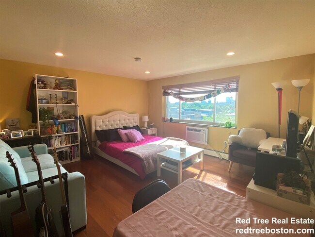 Photo - 287 Harvard St Unidad 75