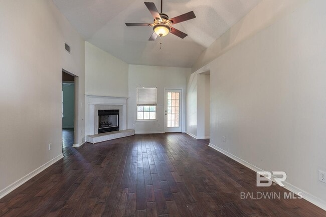 Photo - 28347 Chateau Dr