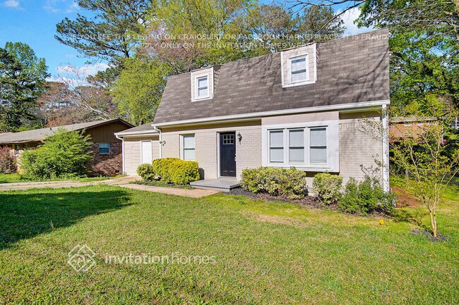 Photo - 1690 Camperdown Cir