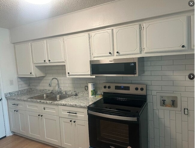 Photo - 2930 Wheatley St