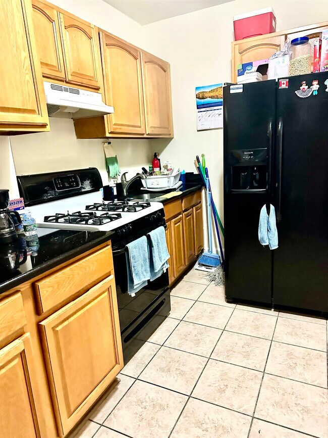 Photo - 278 NORTH Ave Unit 2