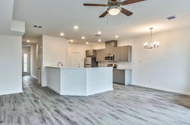 Building Photo - 13307 Tetris Dr Rental