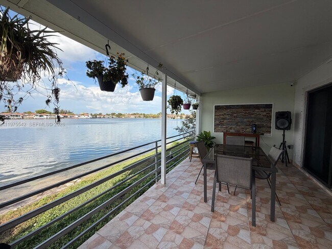 Photo - 2603 W 60th Pl