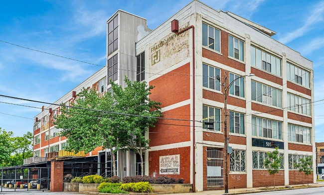 Building Photo - 505 Whitehall St SW
