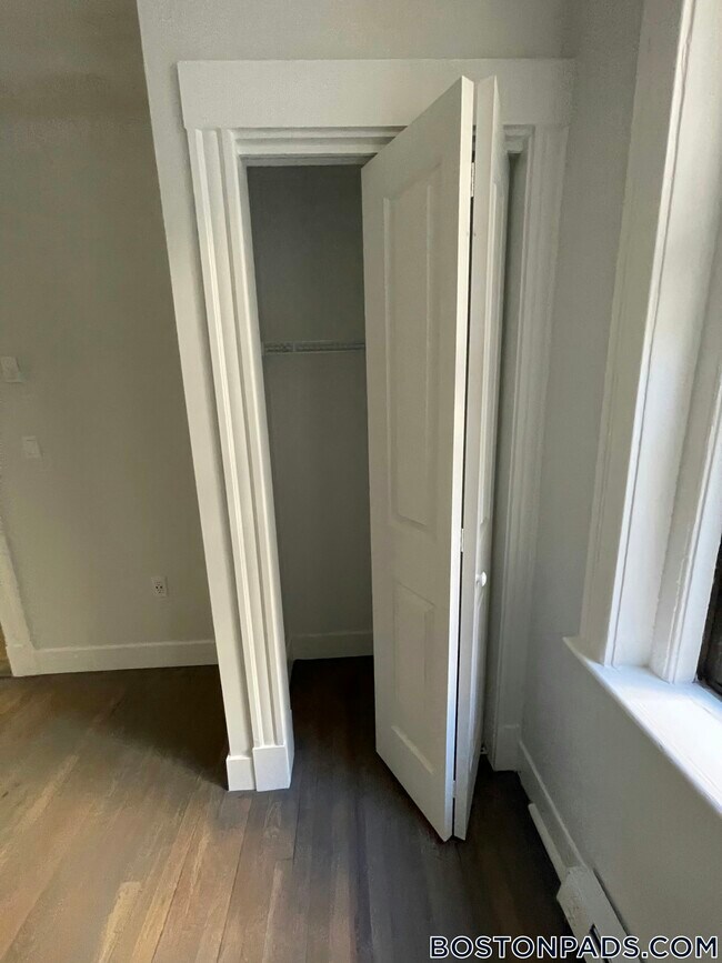 77 Park Dr Unit 12