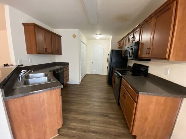 Photo - PRE-LEASING FOR AUGUST 2026!