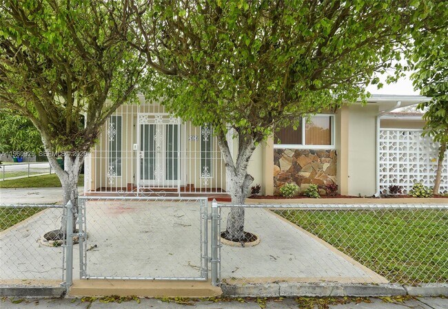 Photo - 2656 SW 31st Ct