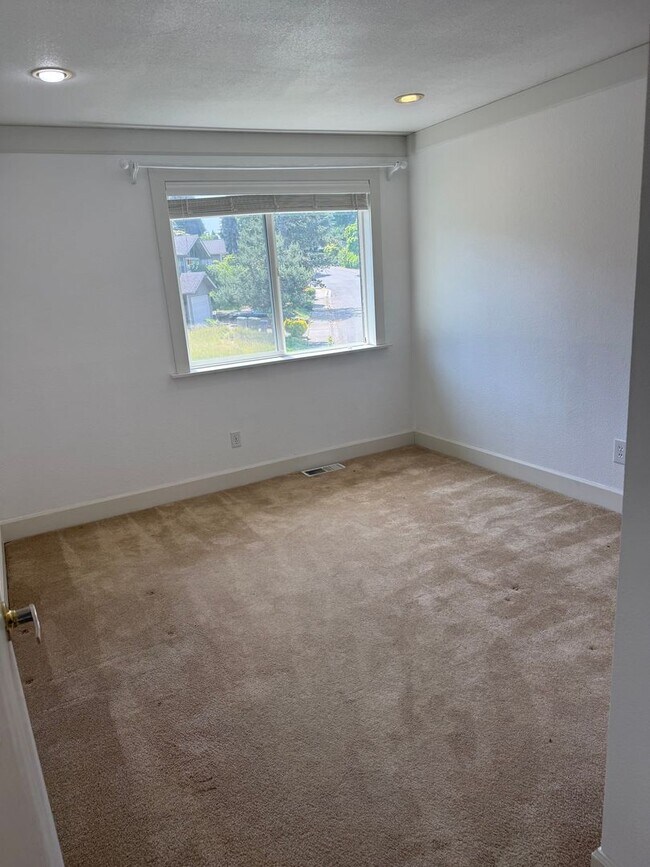 Photo - 3 Bedroom 2.5 Bath