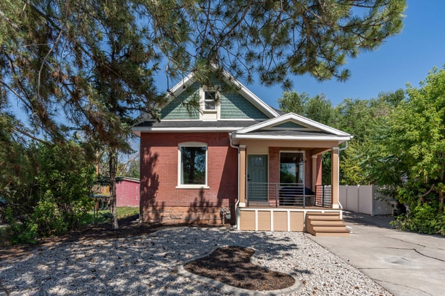 Photo - 2129 S 300 E