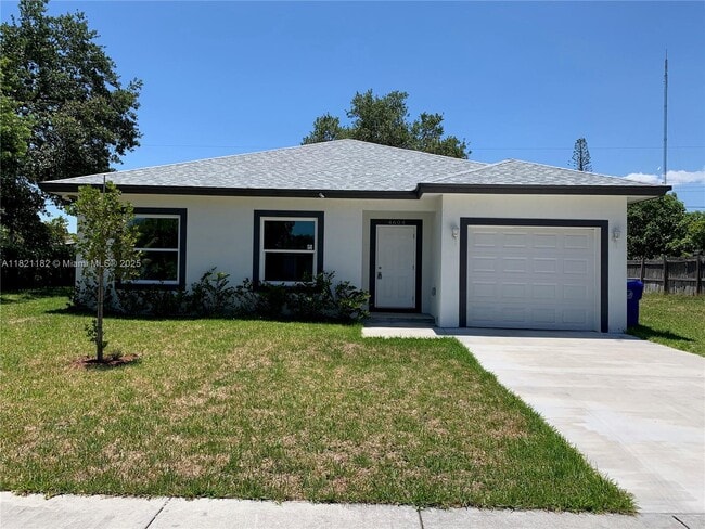 Photo - 4604 SW 31st Dr House