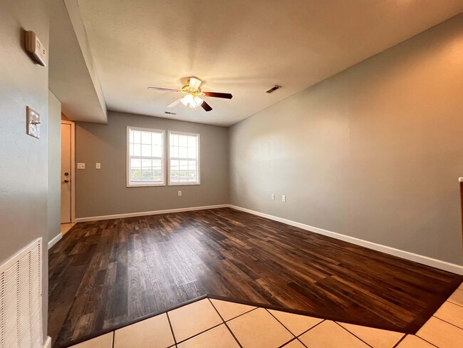 Photo - 1701A Pleasant St Unit 1701A