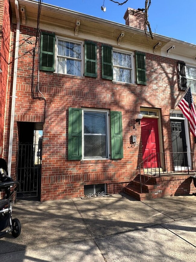Photo - 3 Bed 1.5 Bath Row House - Bordentown