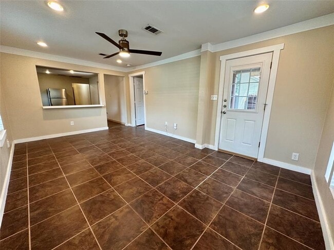 Photo - 2103 E 16th St