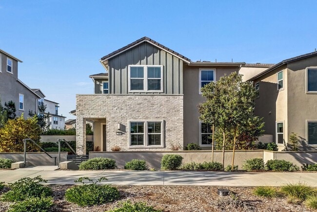 Building Photo - New-built Home in Great Park