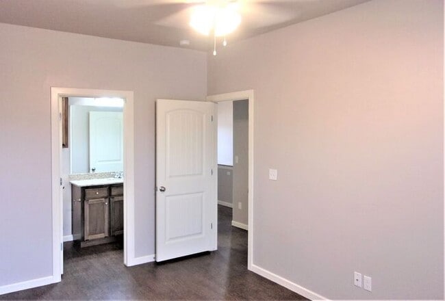 Photo - 2 bed 1 Bath 1 Car Garage Townhome in Del City