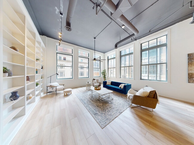 Building Photo - 120 S State St Unit Floor 4