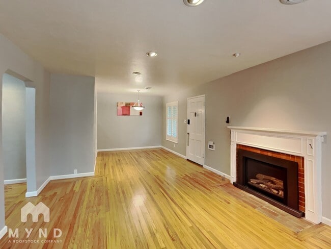 Photo - 5820 12th Ave