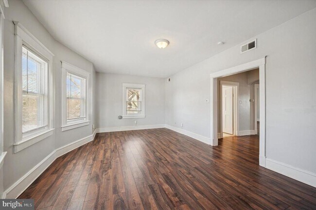 Photo - 1609 Upland Ave