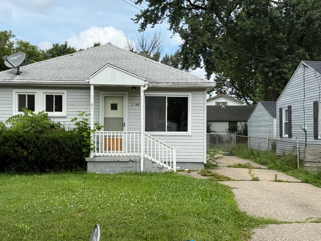 Building Photo - 2169 Williamson Ave Rental
