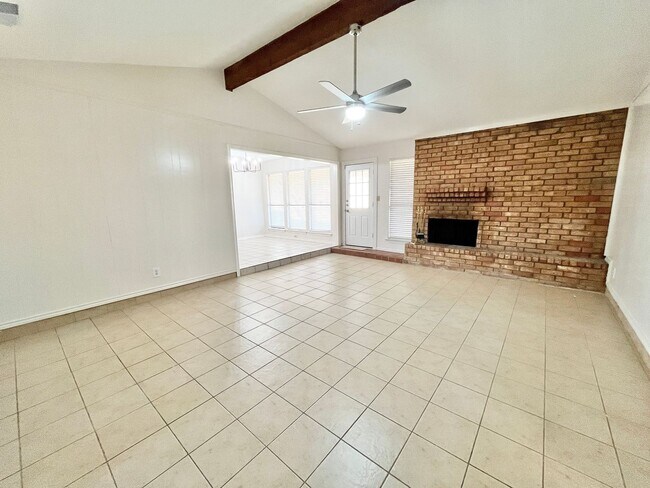 Photo - 4002 Sumac Ct