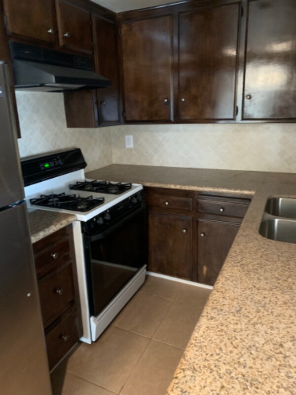 Photo - 930 S Meyler St