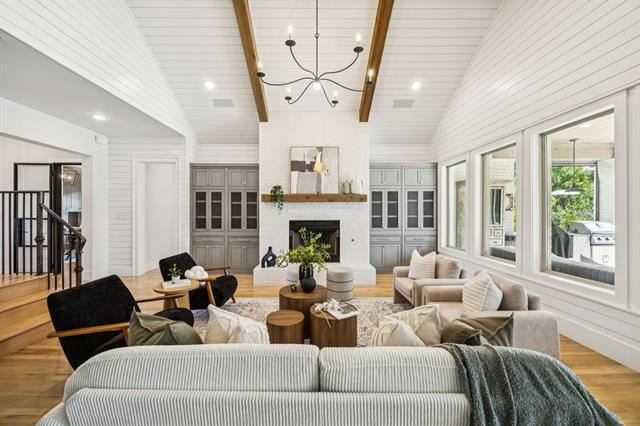 Building Photo - 4705 Clydesdale Dr