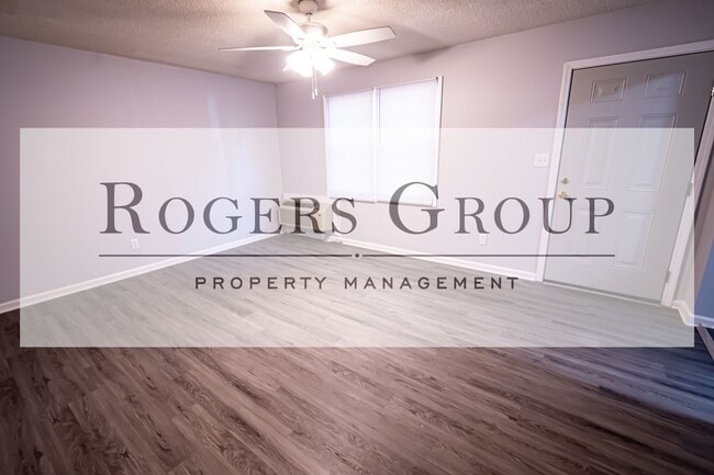 Photo - #103*** - 104-106 Holly Ct Duplex Unit 106 Holly Ct