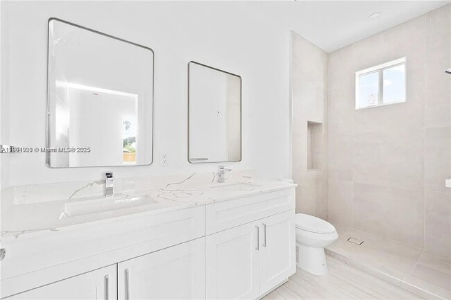 Photo - 10745 SW 217th St